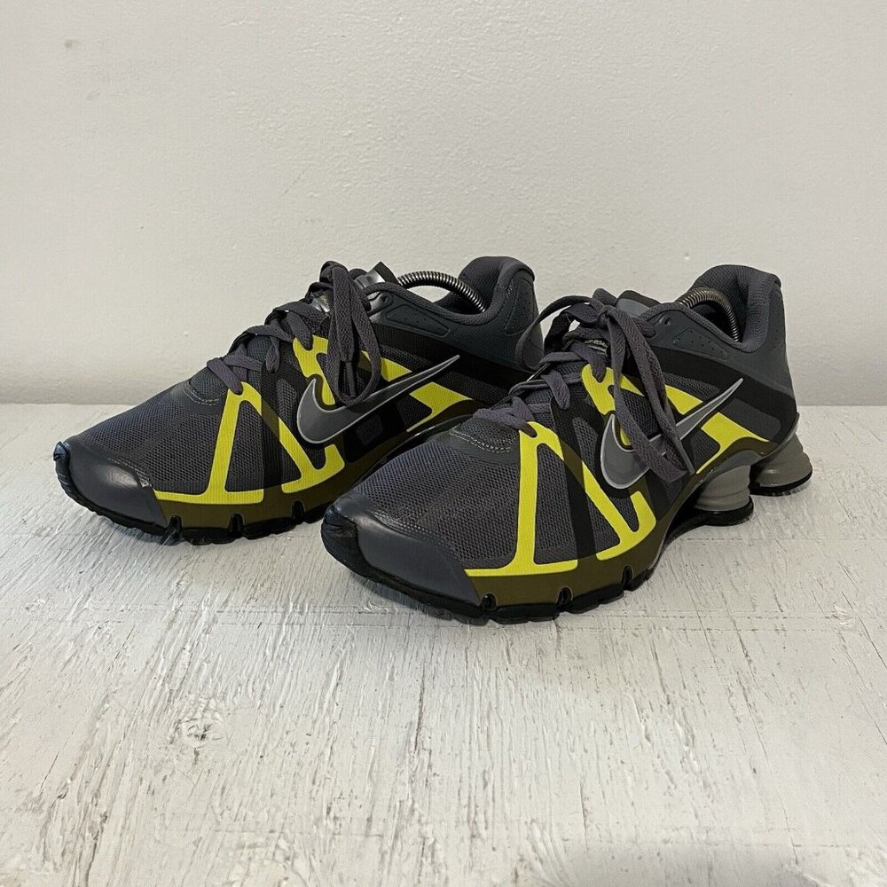 Nike Shox Roadster Mens 11.5 Sneakers Wolf Gray Yellow 487604-030